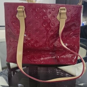 STUNNING INVECE ITALIAN HANDBAG Red Patent Leather